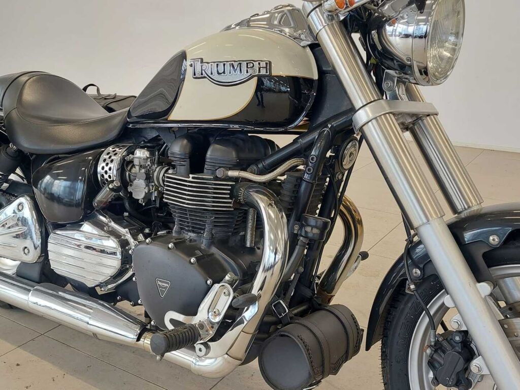 Triumph Speedmaster 2004 Keltainen