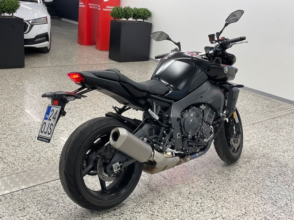 Yamaha MT-10 2024 