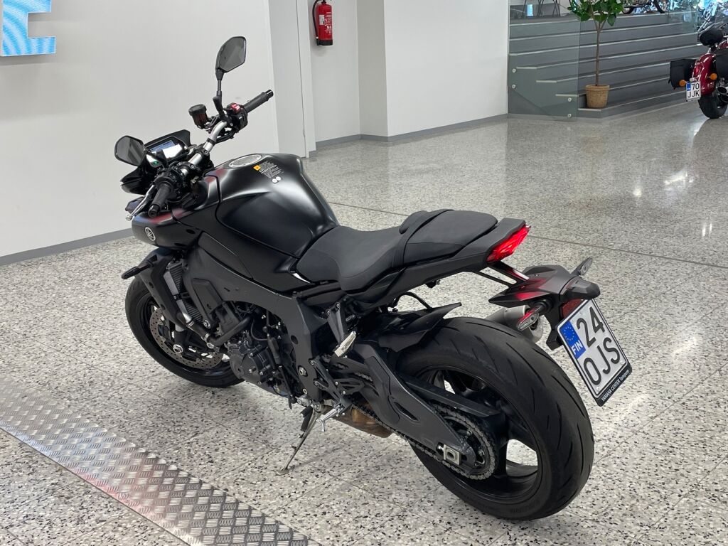 Yamaha MT-10 2024 