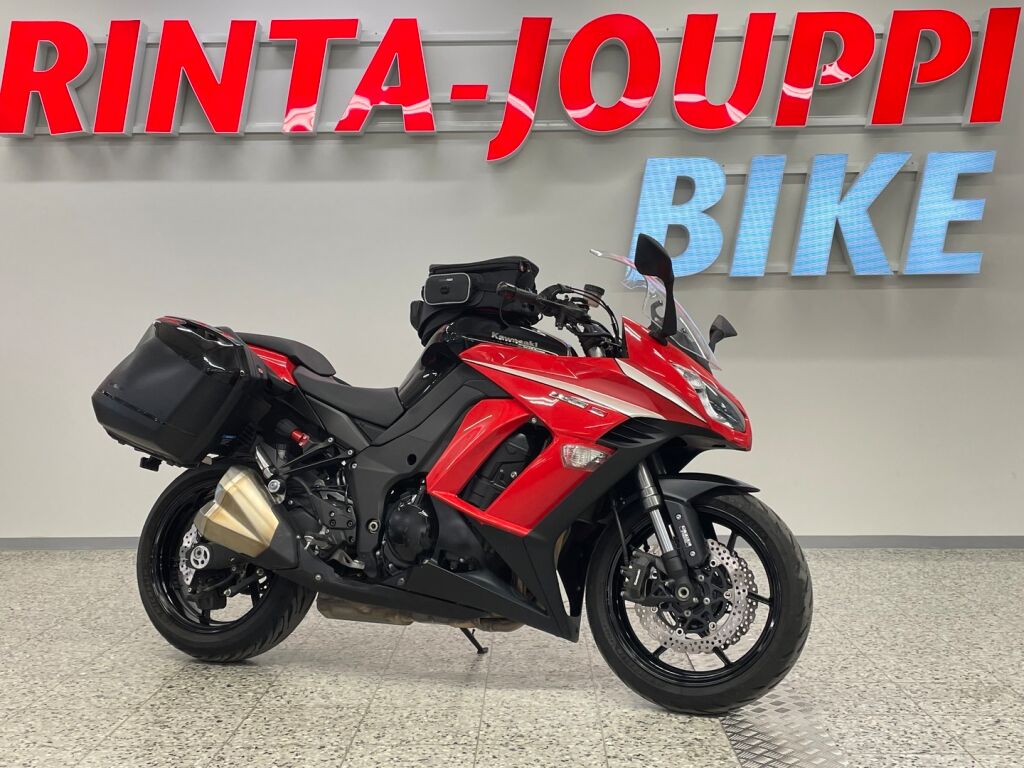 Kawasaki Z 2014 Musta