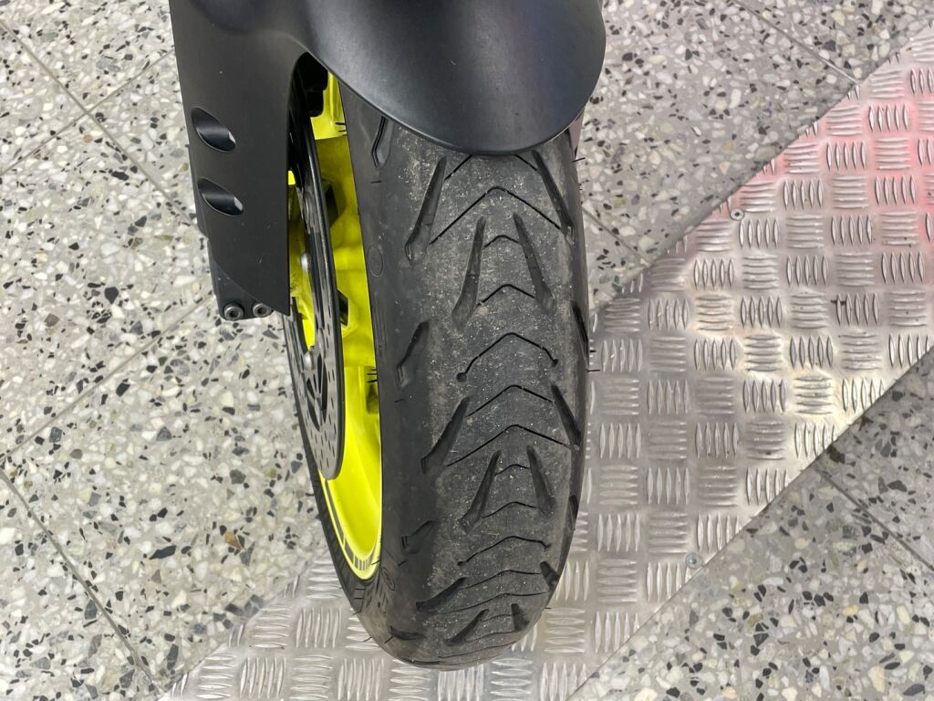 Yamaha MT-10 2018 Musta