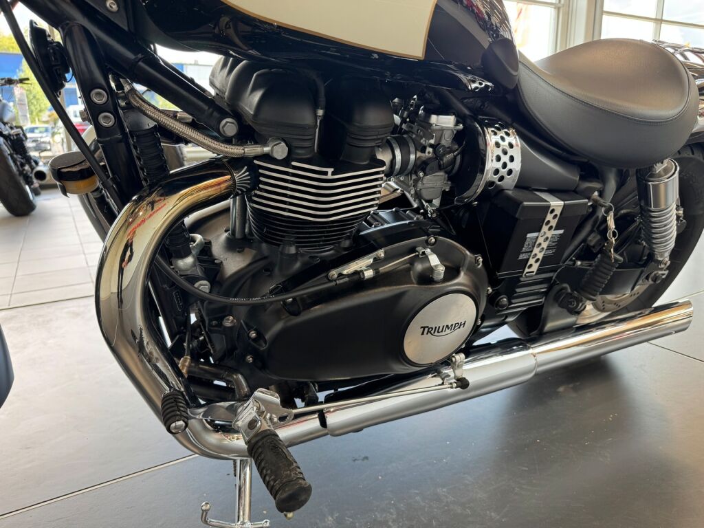 Triumph Speedmaster 2010 Musta