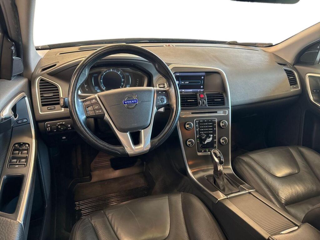 Volvo XC60 2014 Musta