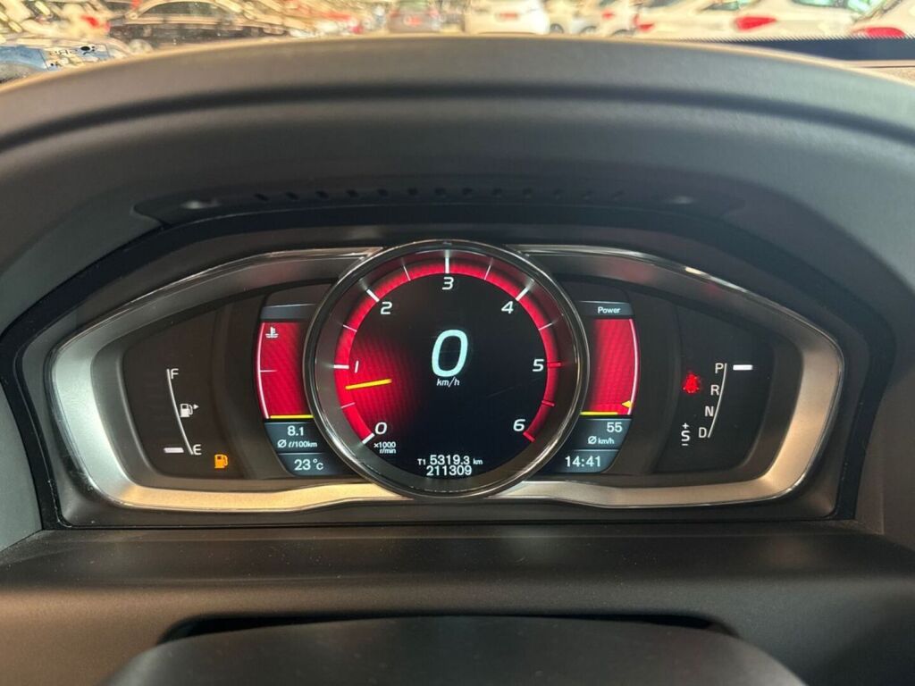 Volvo XC60 2014 Musta