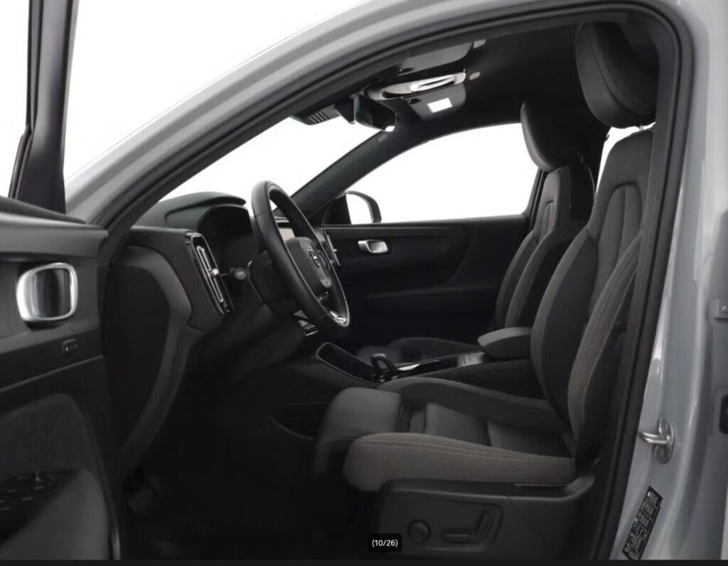 Volvo EX40 2025 Harmaa (Artense Grey)