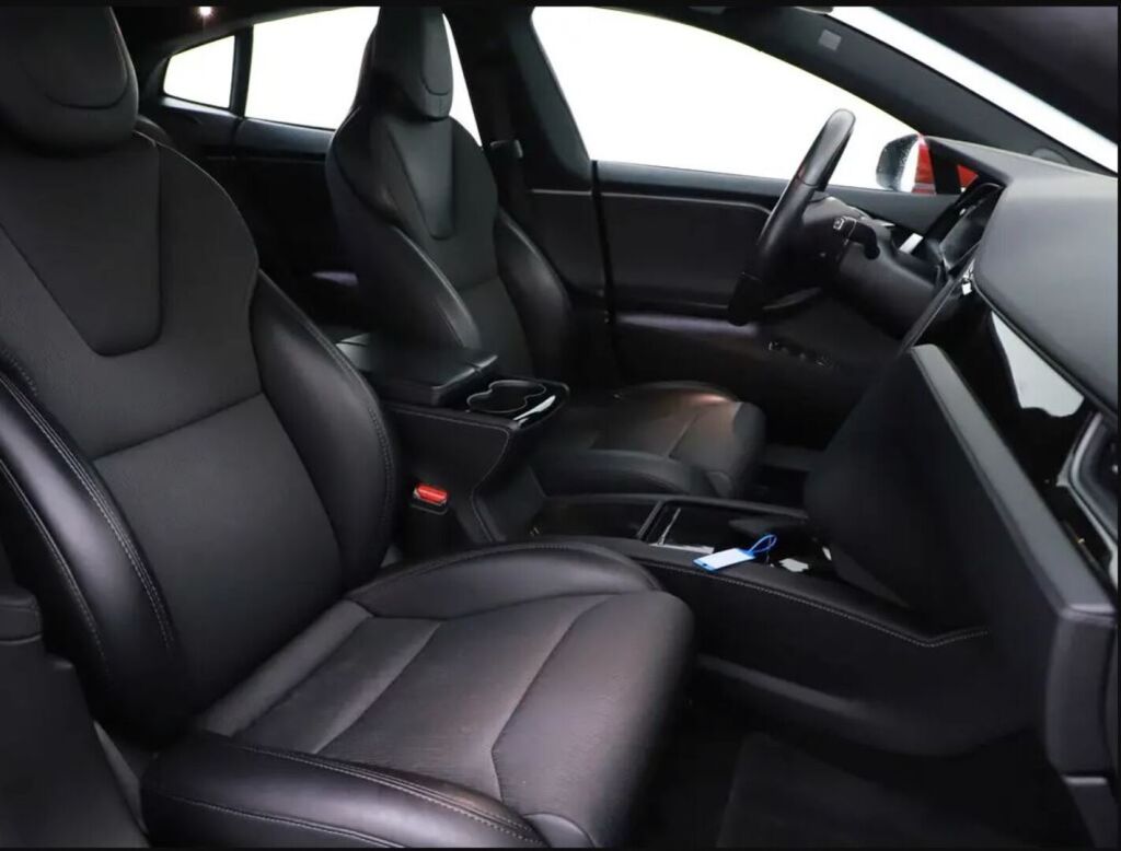Tesla Model S 2019 