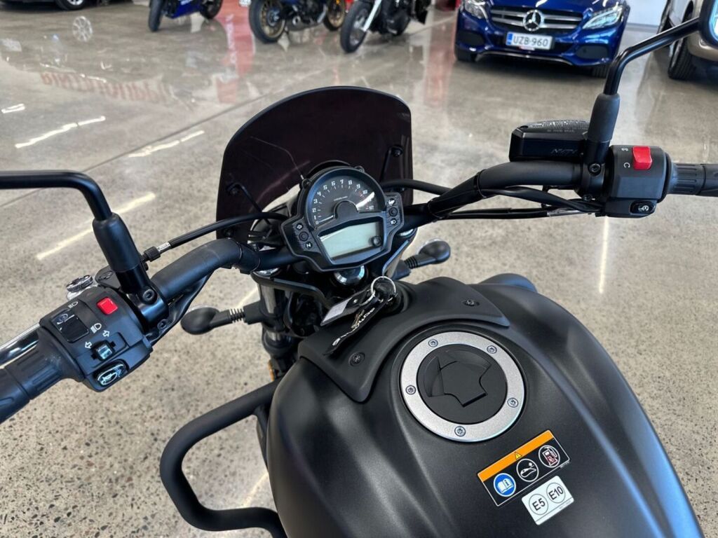 Kawasaki VULCAN 2025 