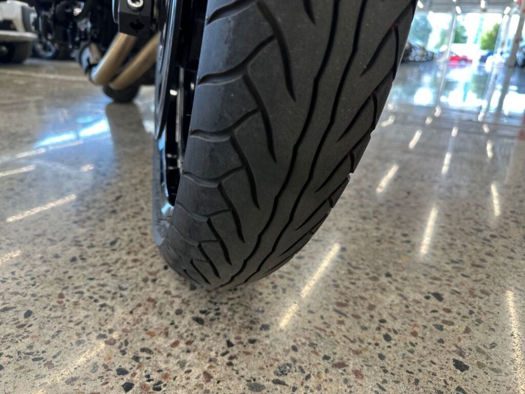Kawasaki VULCAN 2025 