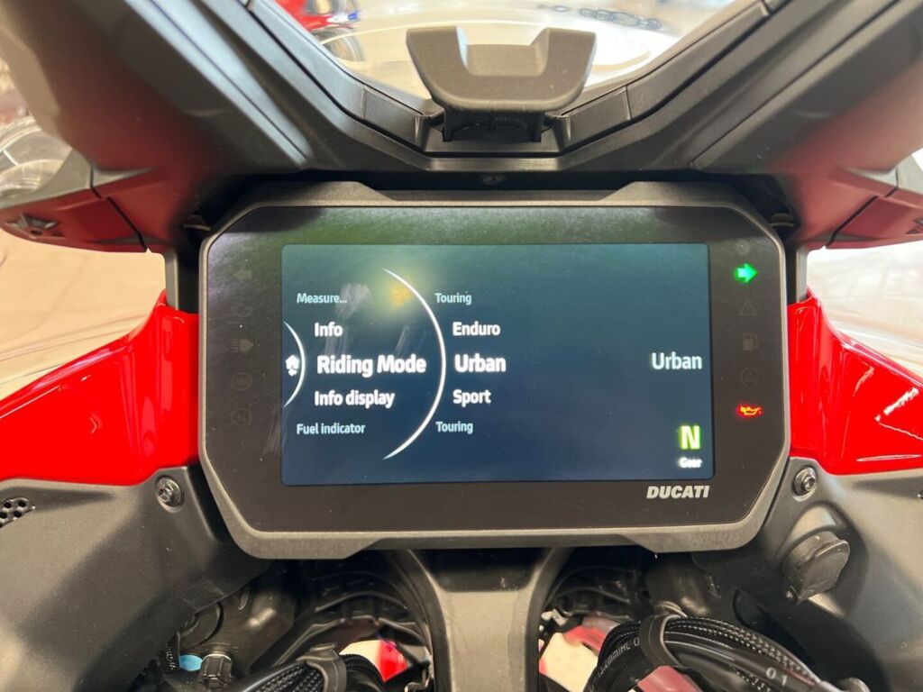 Ducati MULTISTRADA 2022 