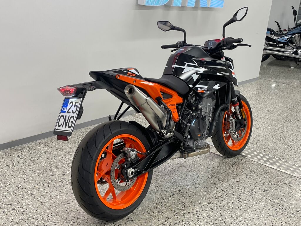 Ktm 890 2023 