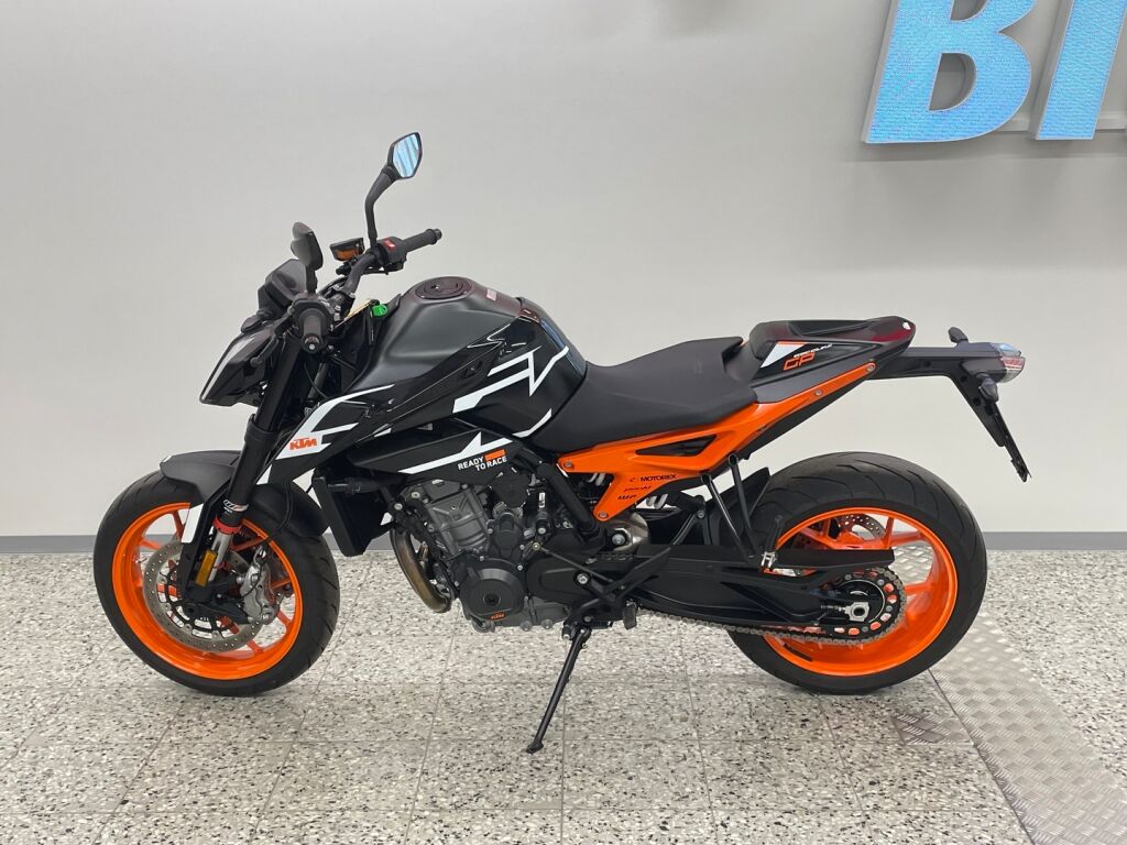 Ktm 890 2023 