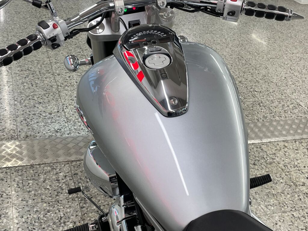 Suzuki INTRUDER 2010 