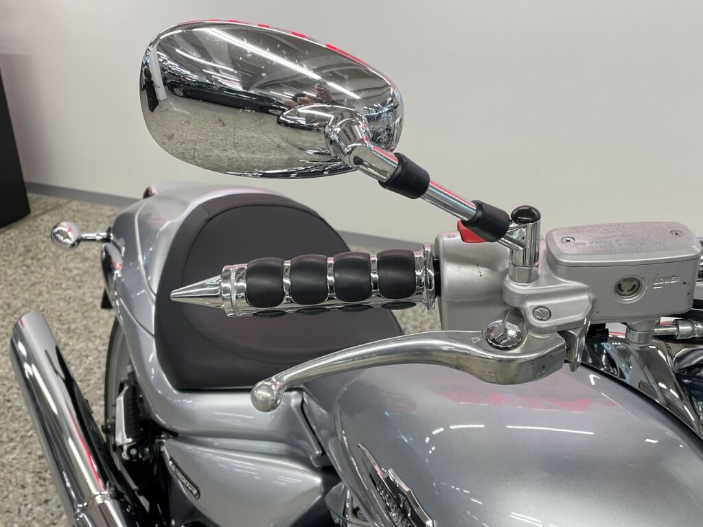 Suzuki INTRUDER 2010 