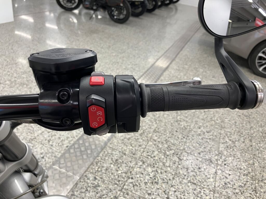 Triumph ROCKET III 2021 