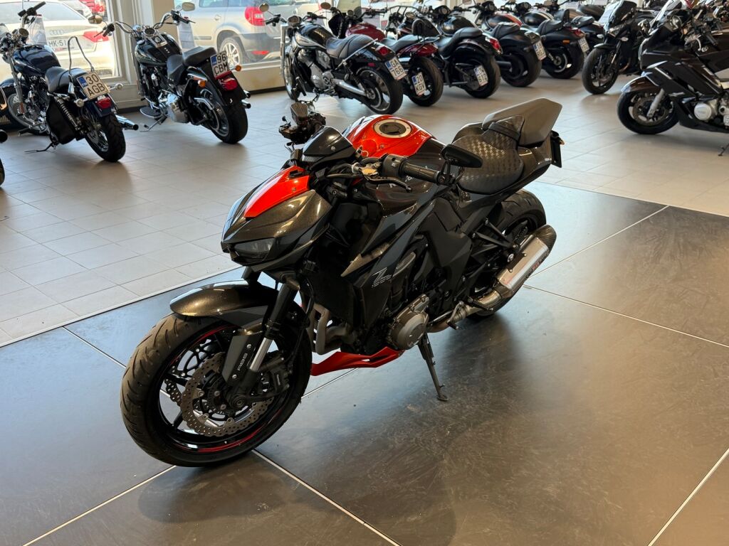 Kawasaki Z 2015 Harmaa