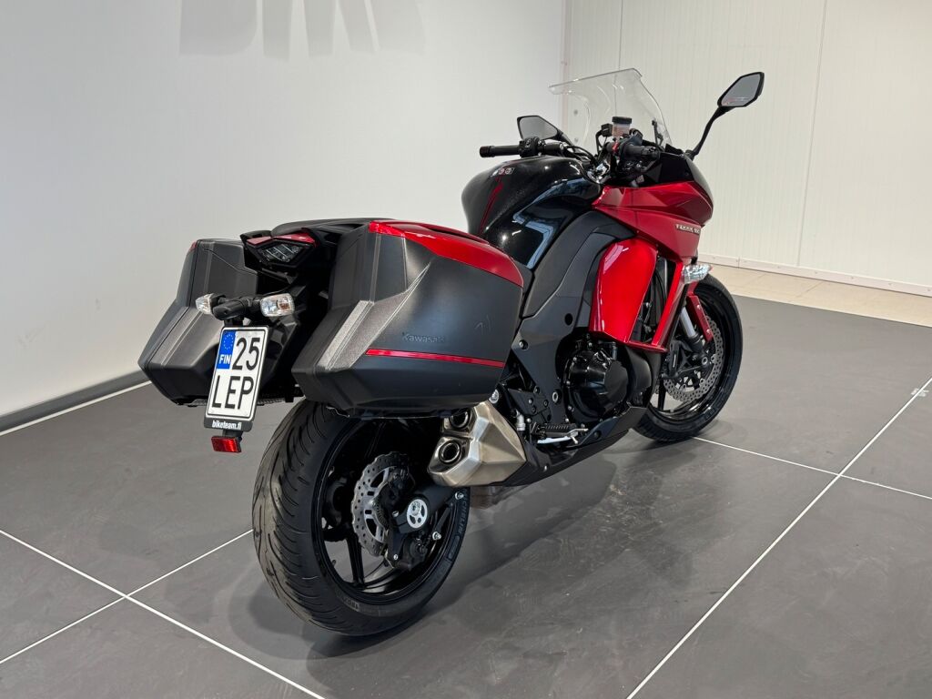 Kawasaki Z 2016 Harmaa