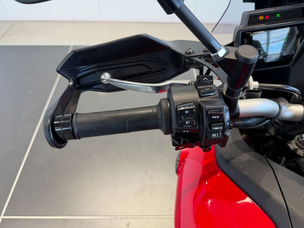 Yamaha TRACER 2022 
