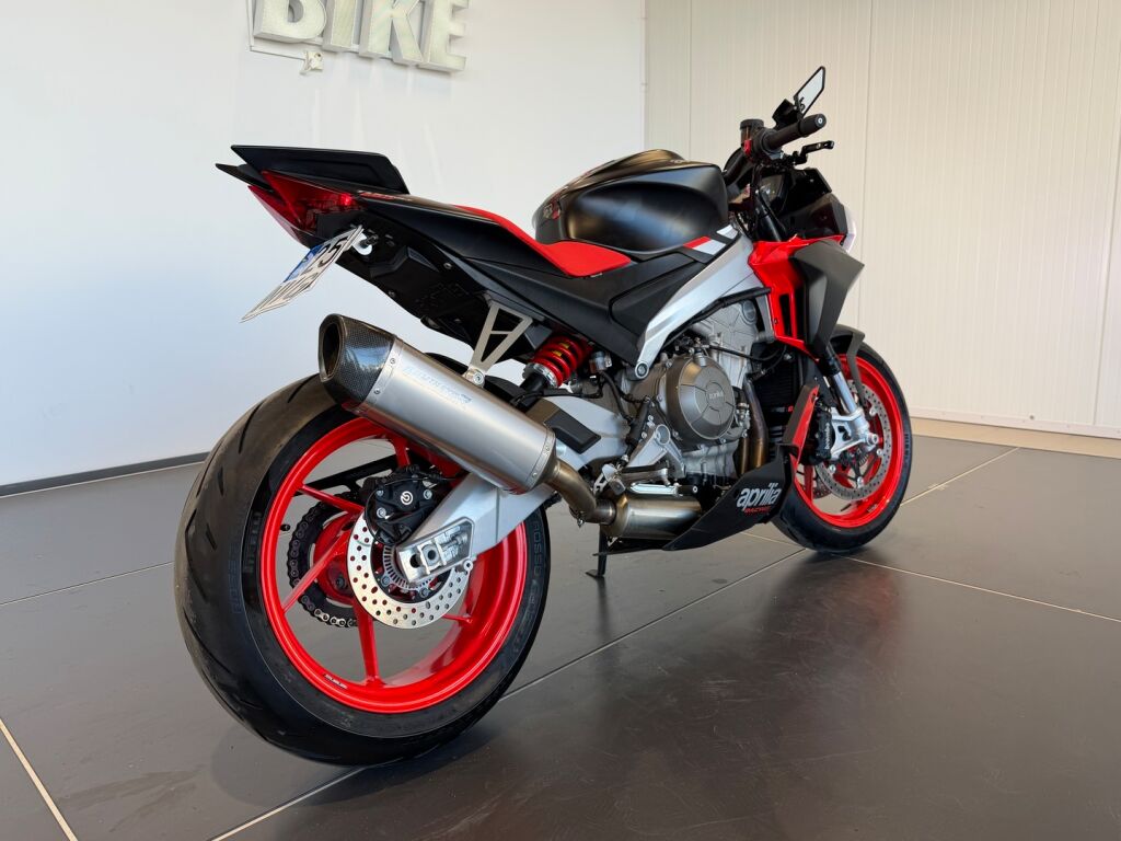 Aprilia TUONO 2023 