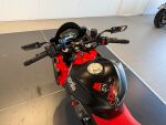 Aprilia TUONO 2023 