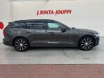 Volvo V60 2025 