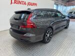 Volvo V60 2025 