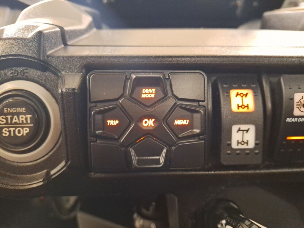 Can-am MAVERICK 2023 