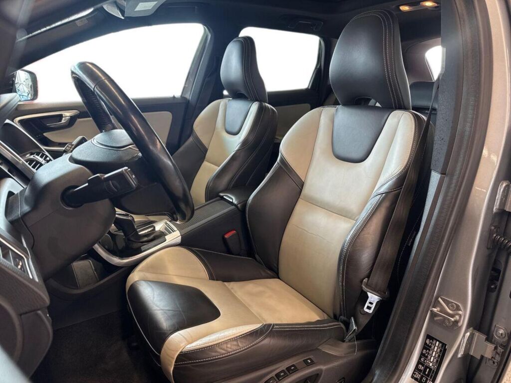 Volvo XC60 2015 Hopea