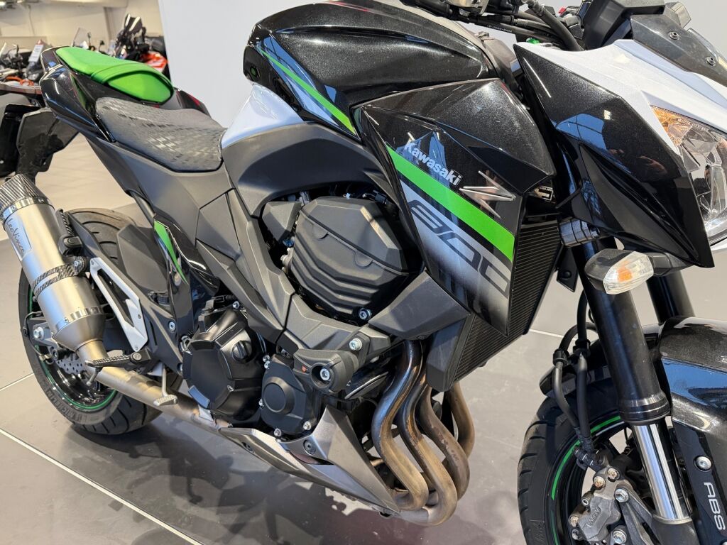 Kawasaki Z 2016 Musta