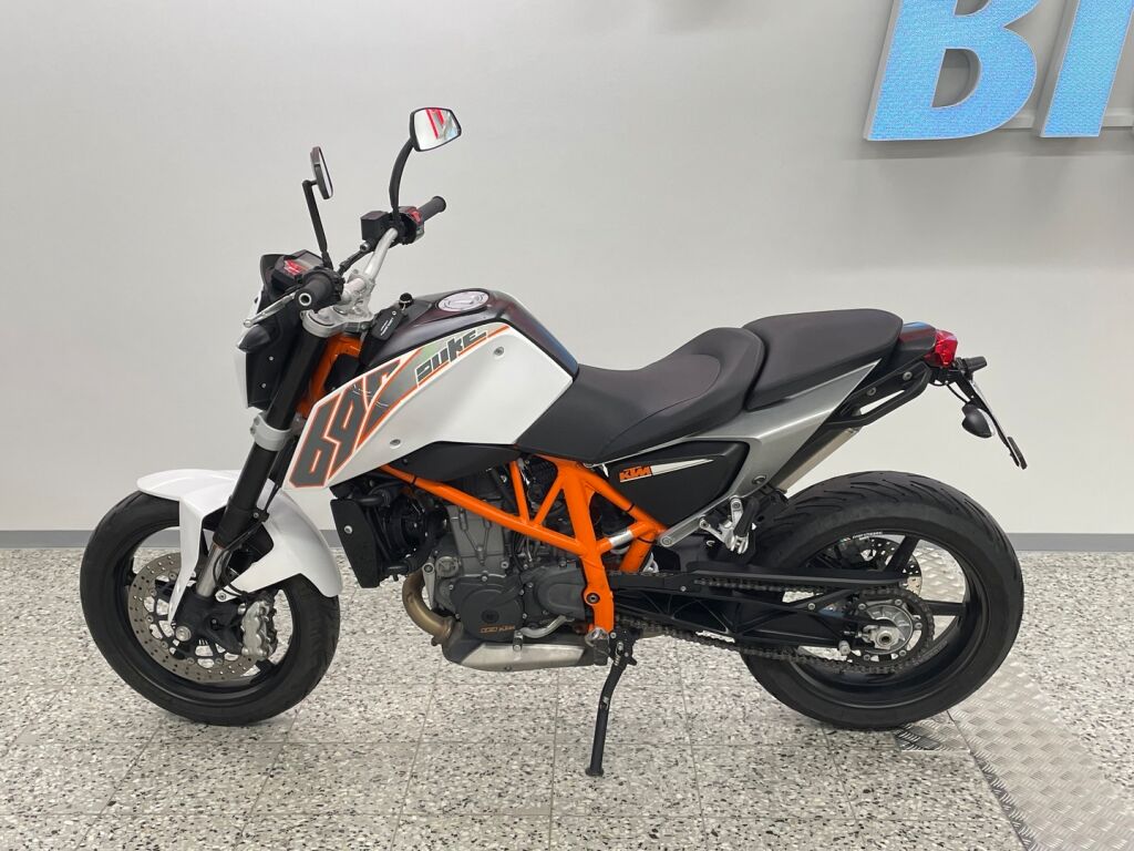 Ktm 690 2012 Oranssi