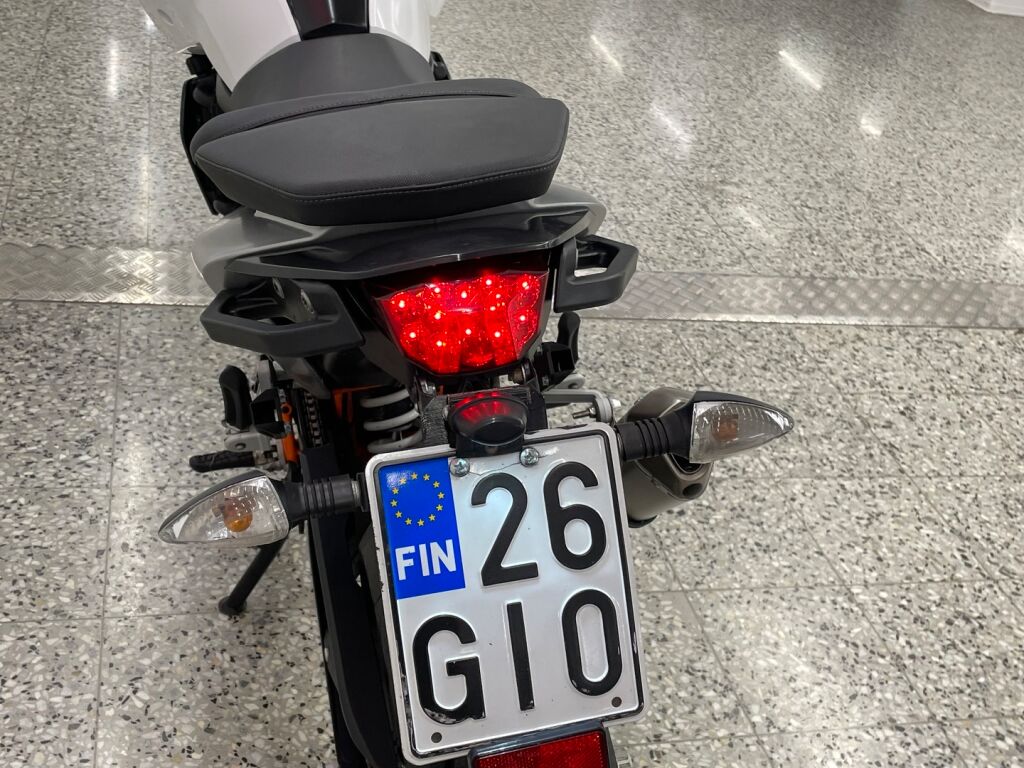 Ktm 690 2012 Oranssi