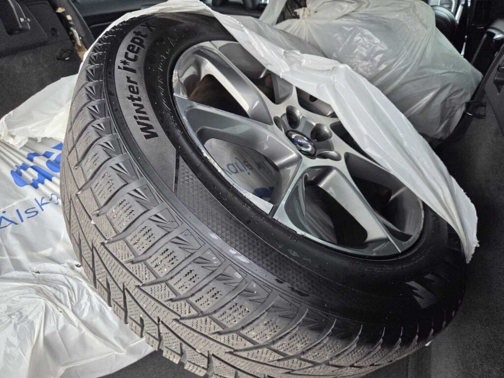 Volvo XC60 2015 Sininen