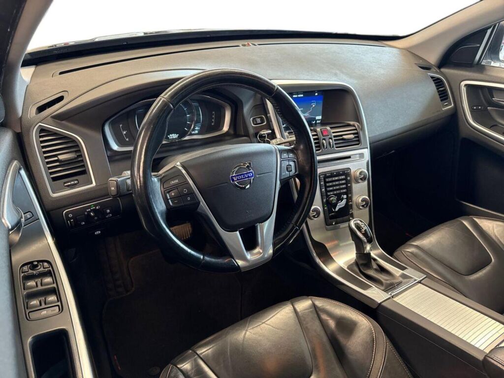 Volvo XC60 2015 Sininen