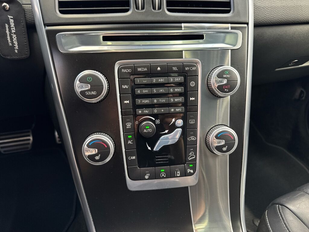 Volvo XC60 2016 Valkoinen