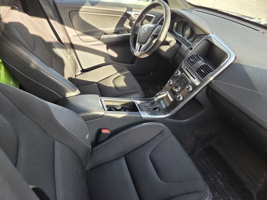 Volvo XC60 2016 Valkoinen