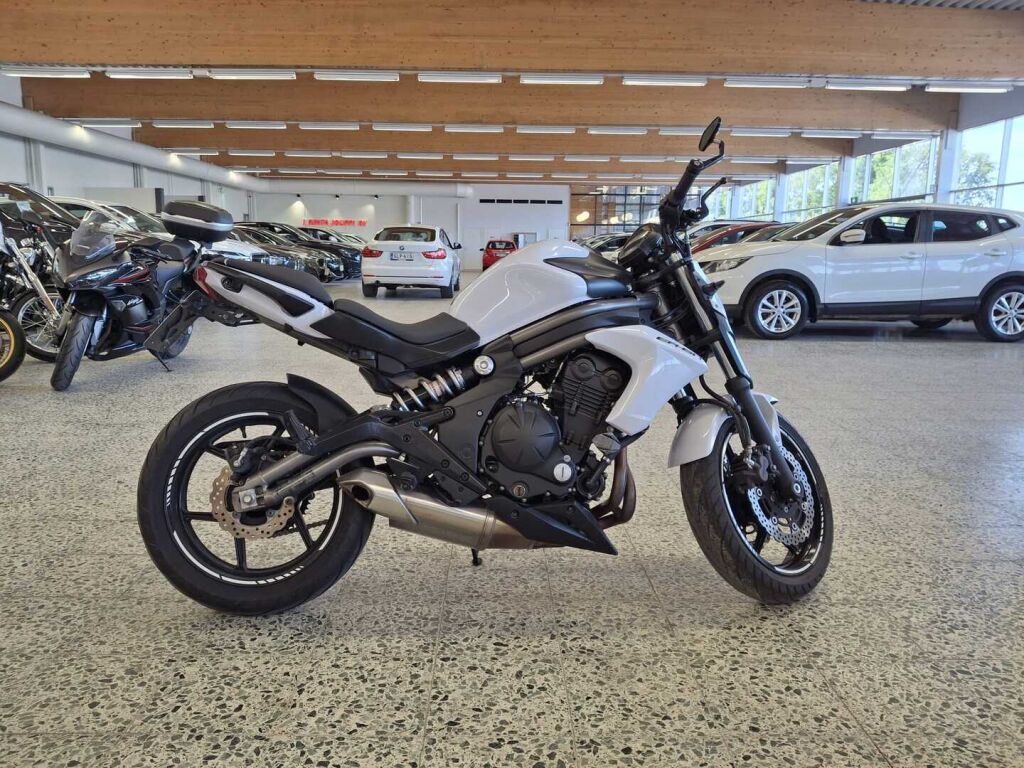 Kawasaki ER-6n 2013 