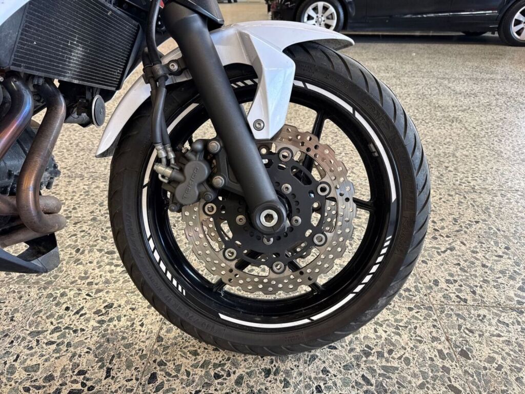 Kawasaki ER-6n 2013 