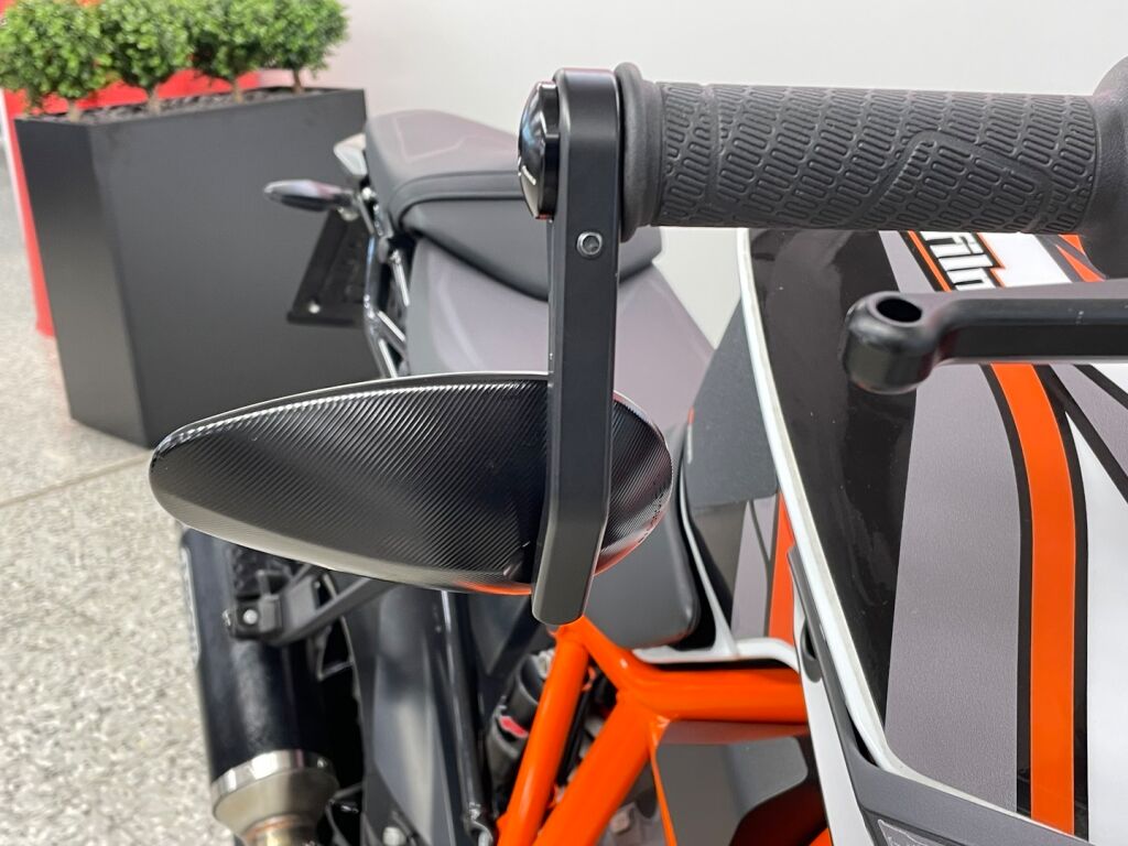 Ktm 1290 2019 moniväri