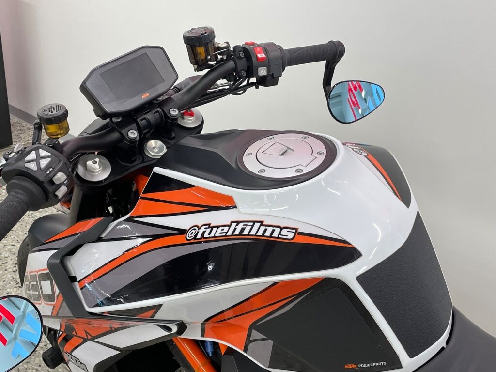 Ktm 1290 2019 moniväri