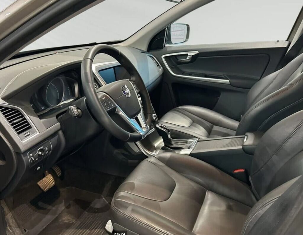 Volvo XC60 2016 Ruskea