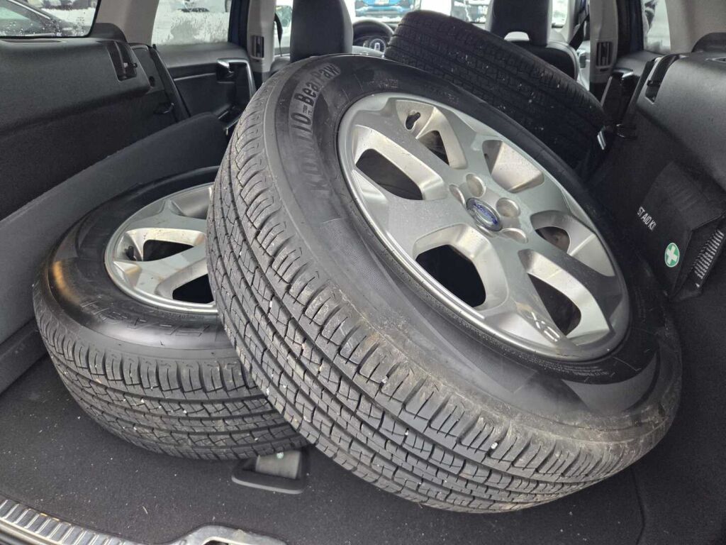 Volvo XC60 2016 Sininen