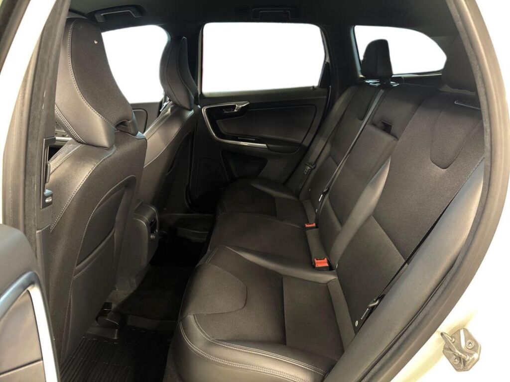 Volvo XC60 2016 Valkoinen