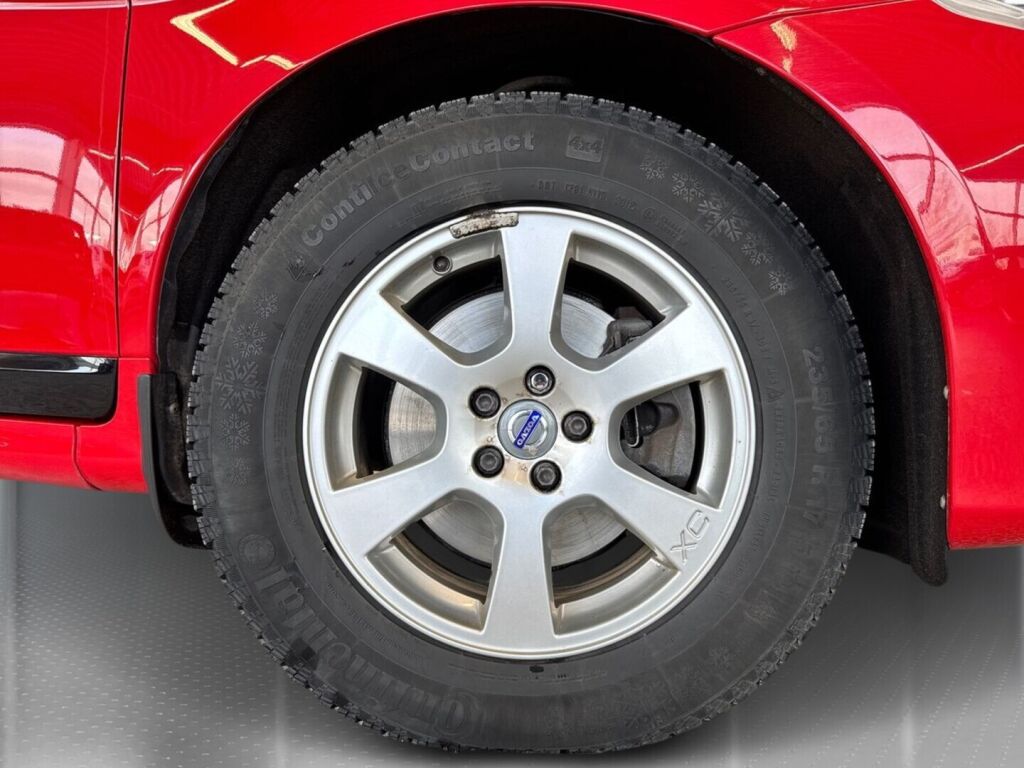 Volvo XC60 2016 Punainen (Passion Red)