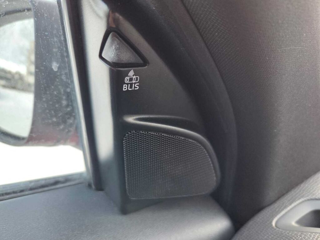 Volvo XC60 2016 Punainen (Passion Red)