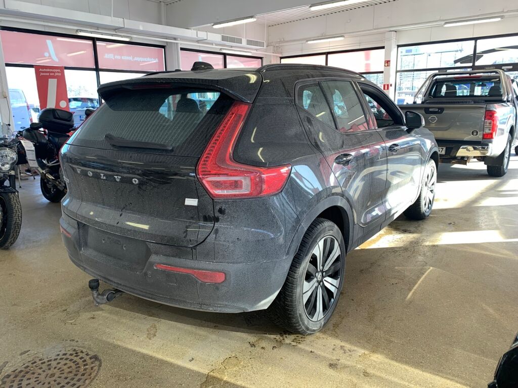 Volvo XC40 2023 