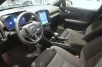 Volvo XC40 2023 Musta (Black Solid Stone)