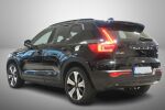 Volvo XC40 2023 Musta (Black Solid Stone)