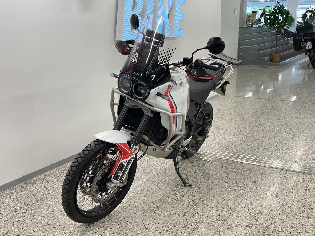 Ducati Desert X 2022 