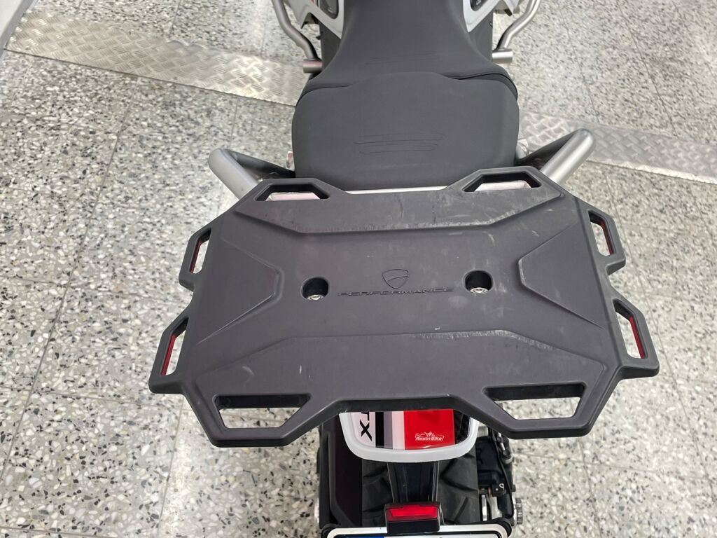 Ducati Desert X 2022 