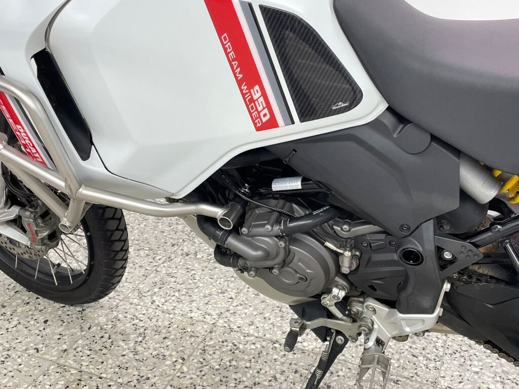 Ducati Desert X 2022 
