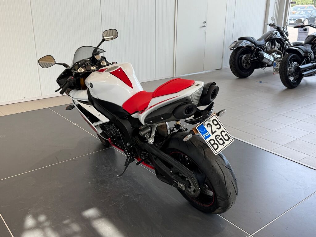 Yamaha YZF-R1 2009 Valkoinen